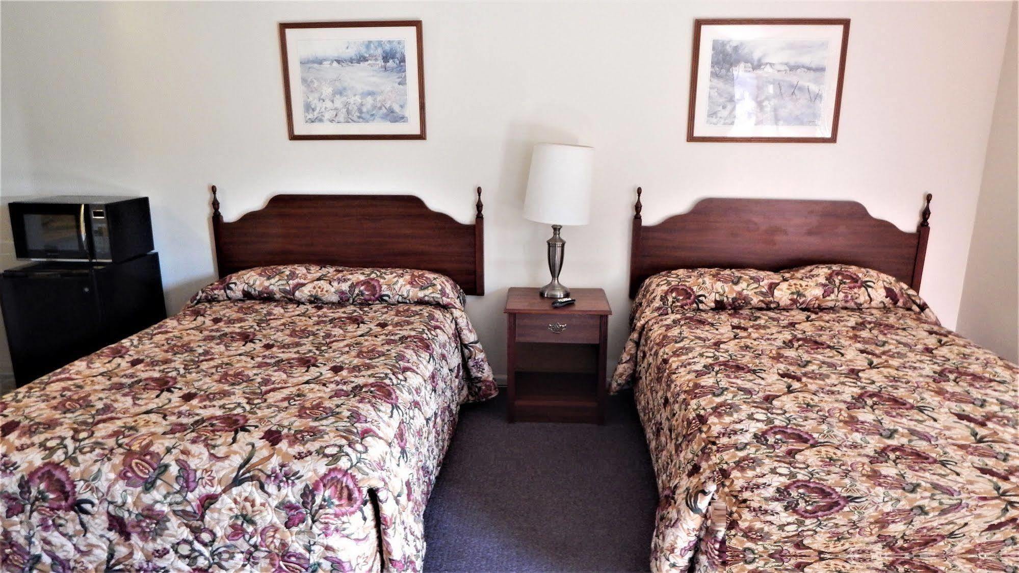 Dry Ridge Motor Inn Ngoại thất bức ảnh